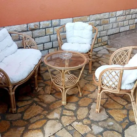 Antunovic Apartment